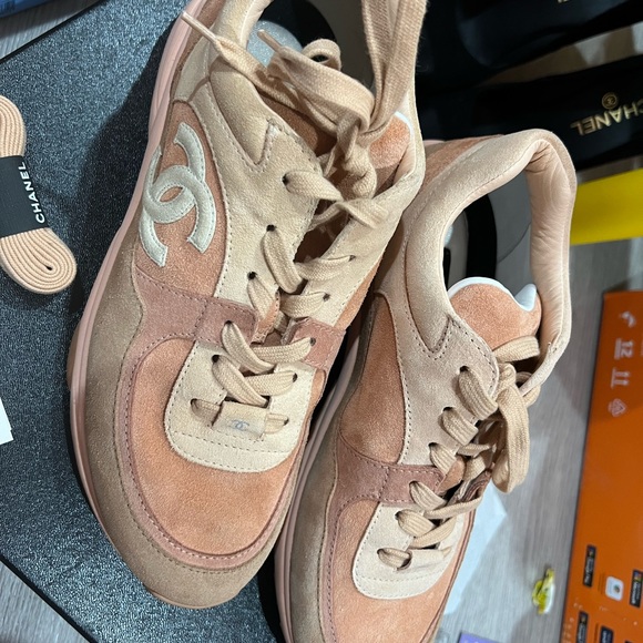 Used AUTHENTIC Chanel pink sneakers in size 40 - Picture 2 of 11